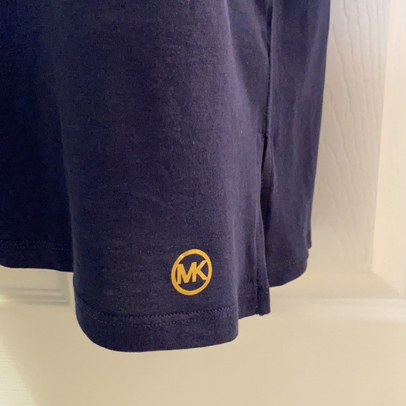 MICHAEL KORS WOMENS MK LOGO T-SHIRT - Picture 3 of 5